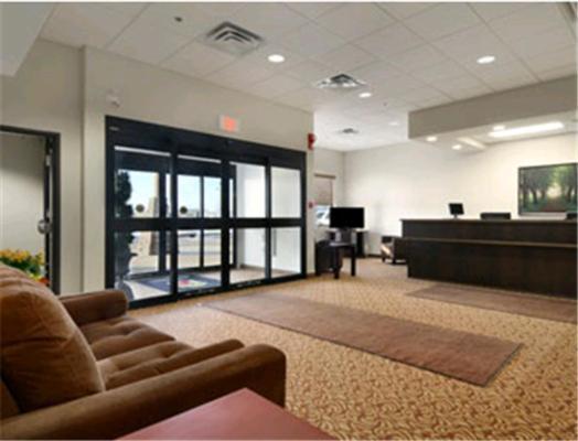 Super 8 By Wyndham Innisfail Dış mekan fotoğraf